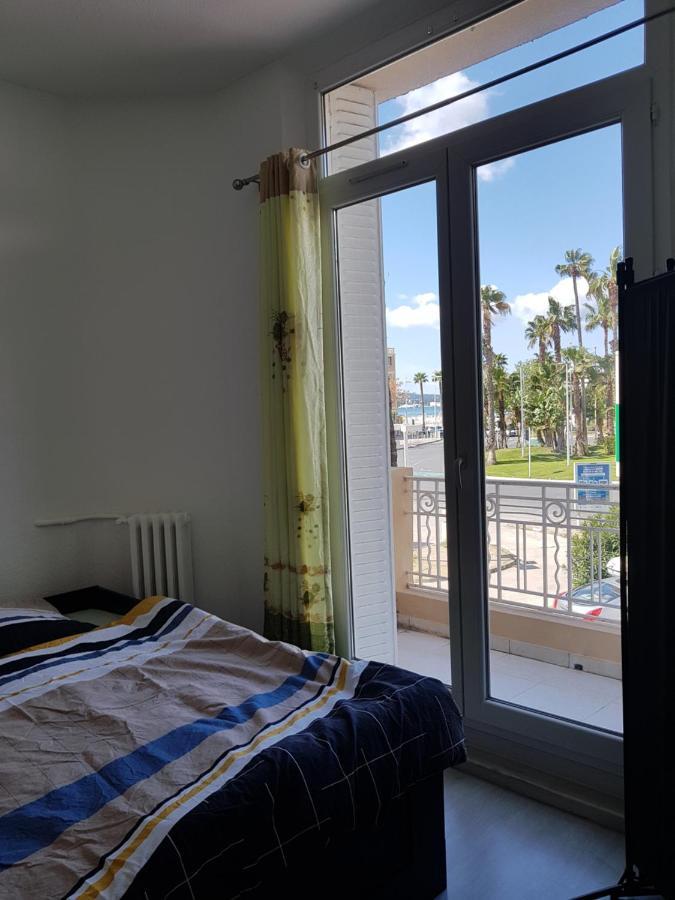 Studio With Sea View For 2 People Tulon Zewnętrze zdjęcie