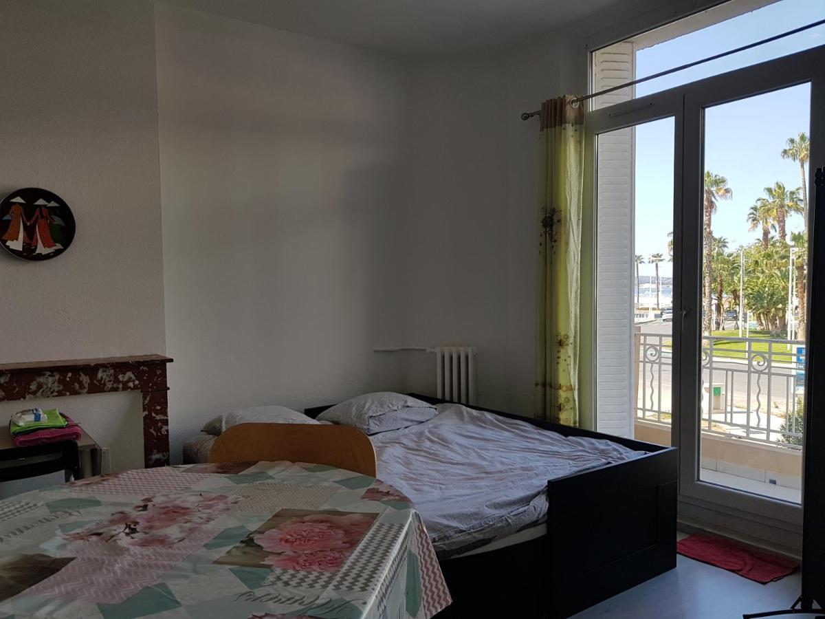 Studio With Sea View For 2 People Tulon Zewnętrze zdjęcie