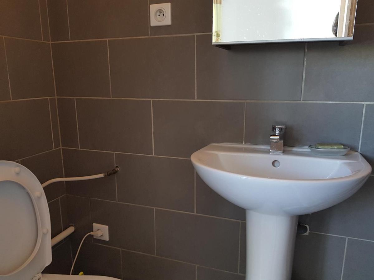 Studio With Sea View For 2 People Tulon Zewnętrze zdjęcie